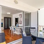 Seaview With Free Garage Parking 2 Min To Near Dubrovnik דירה
