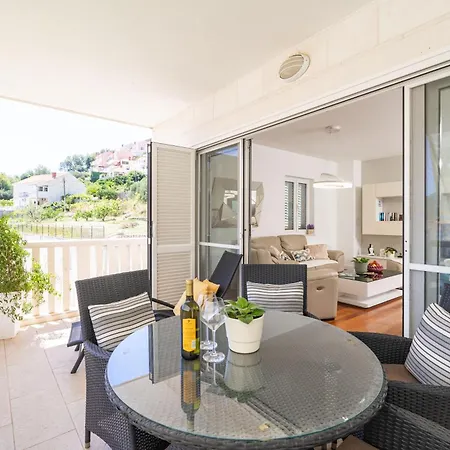 Apartmán Seaview With Free Garage Parking 2 Min To Near Dubrovnik