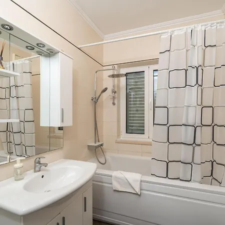 Seaview Elegance - Luxury Comfort With Free Parking Garage Zaton (Dubrovnik-Neretva)