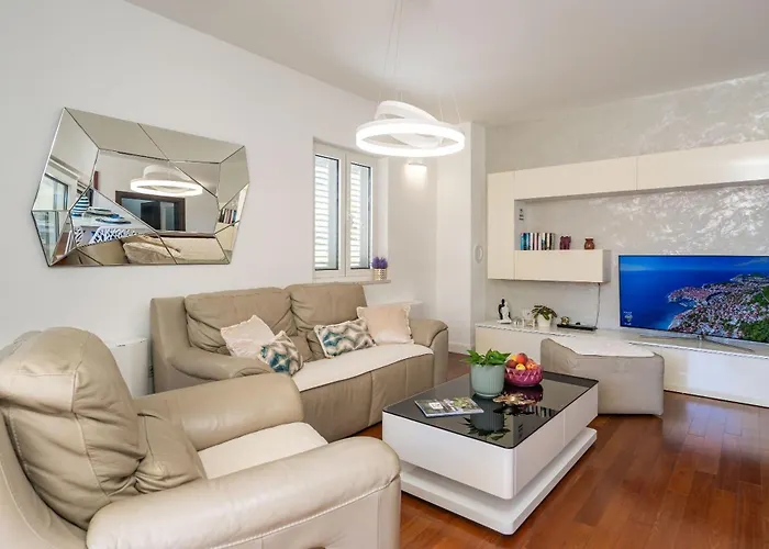 Seaview With Free Garage Parking 2 Min To Near Dubrovnik Затон