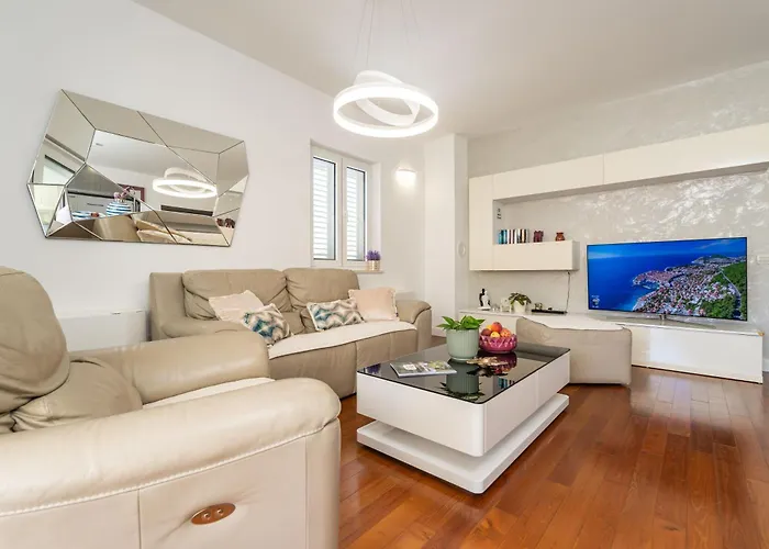 Seaview With Free Garage Parking 2 Min To Near Dubrovnik Апартаменты Затон
