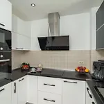 Seaview With Free Garage Parking 2 Min To Near Dubrovnik *