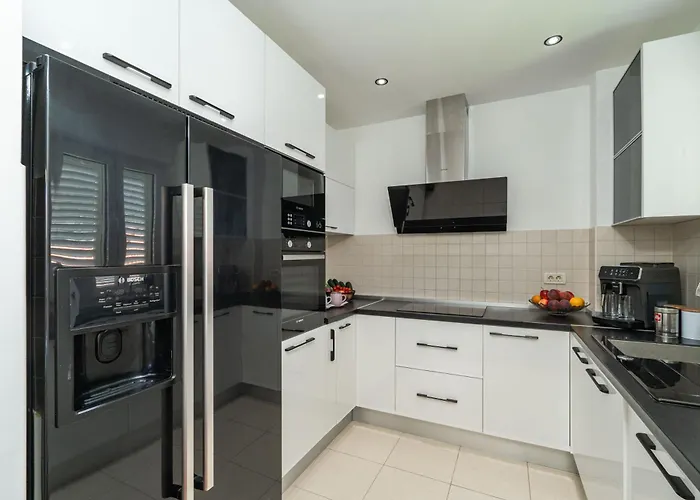 Appartamento Seaview With Free Garage Parking 2 Min To Near Dubrovnik Zaton (Dubrovnik-Neretva)