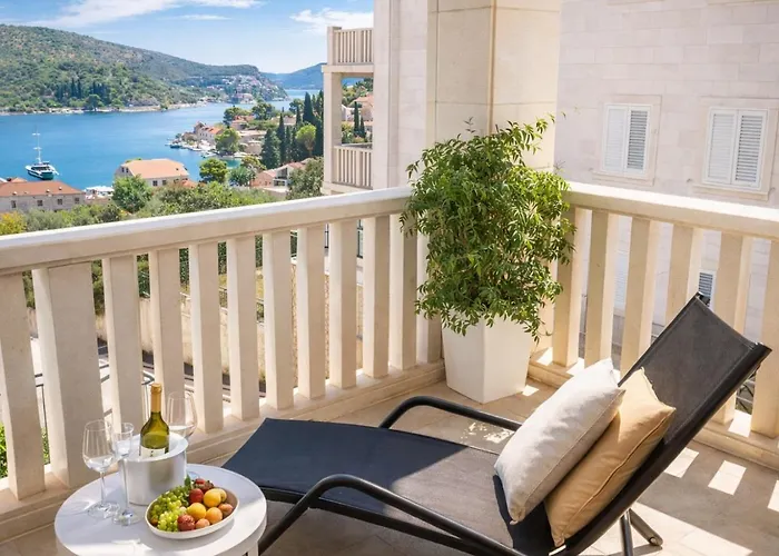 Seaview With Free Garage Parking 2 Min To Near Dubrovnik Zaton (Dubrovnik-Neretva)